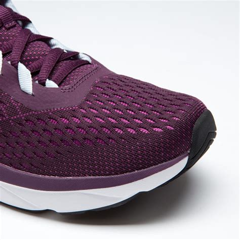 women's burgundy athletic shoes.